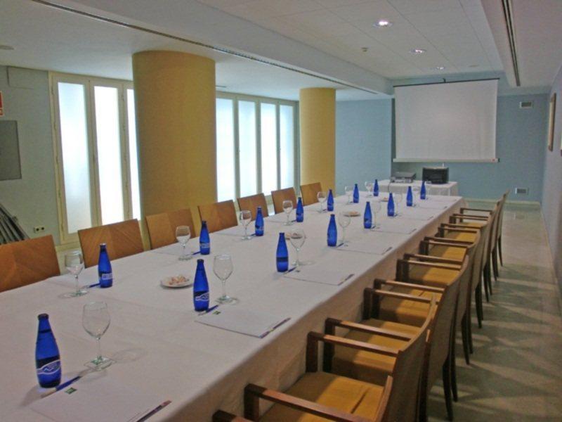 Ibis Styles Zaragoza Ramiro I Hotel Business photo