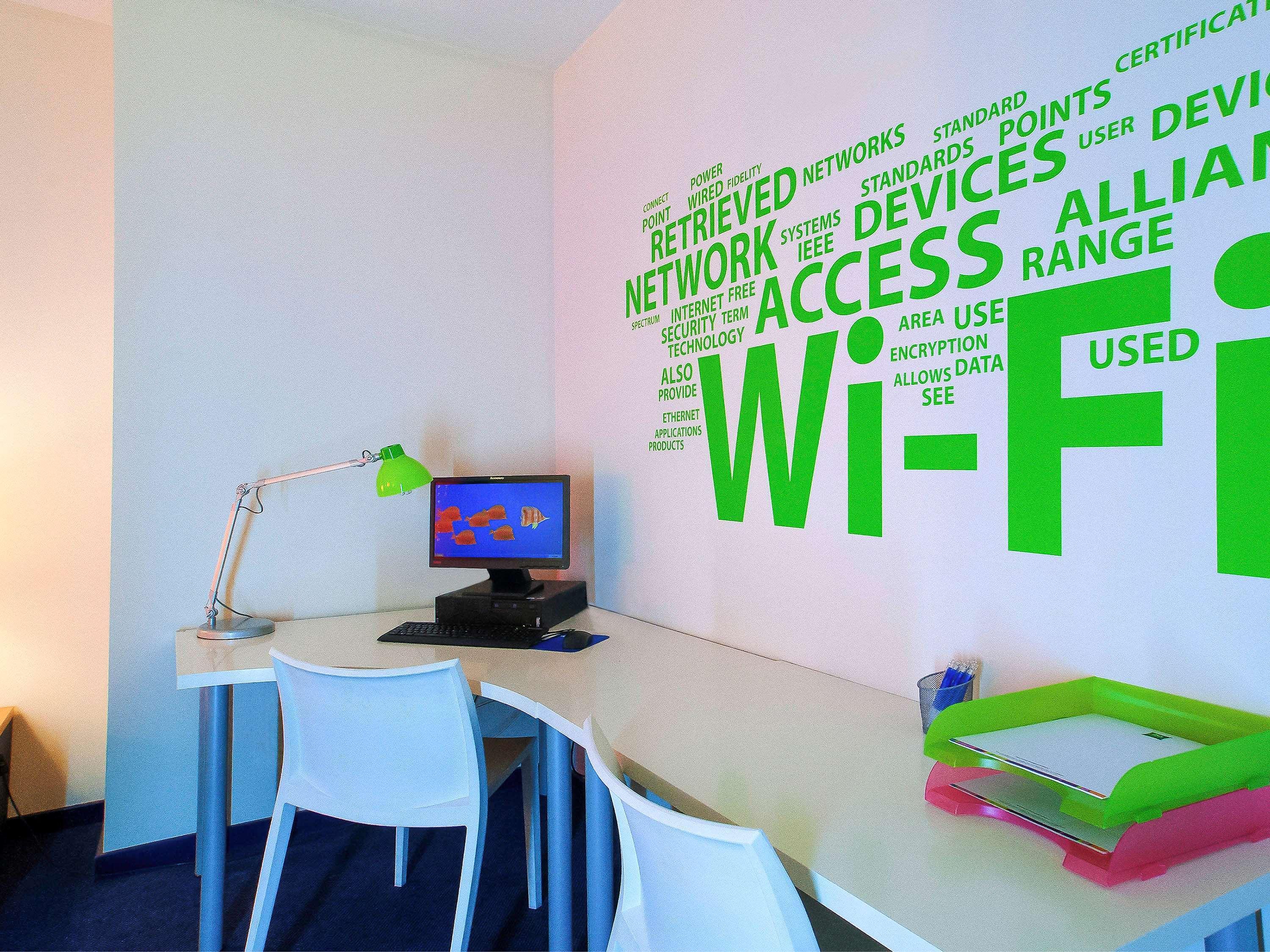 Ibis Styles Zaragoza Ramiro I Hotel Exterior photo