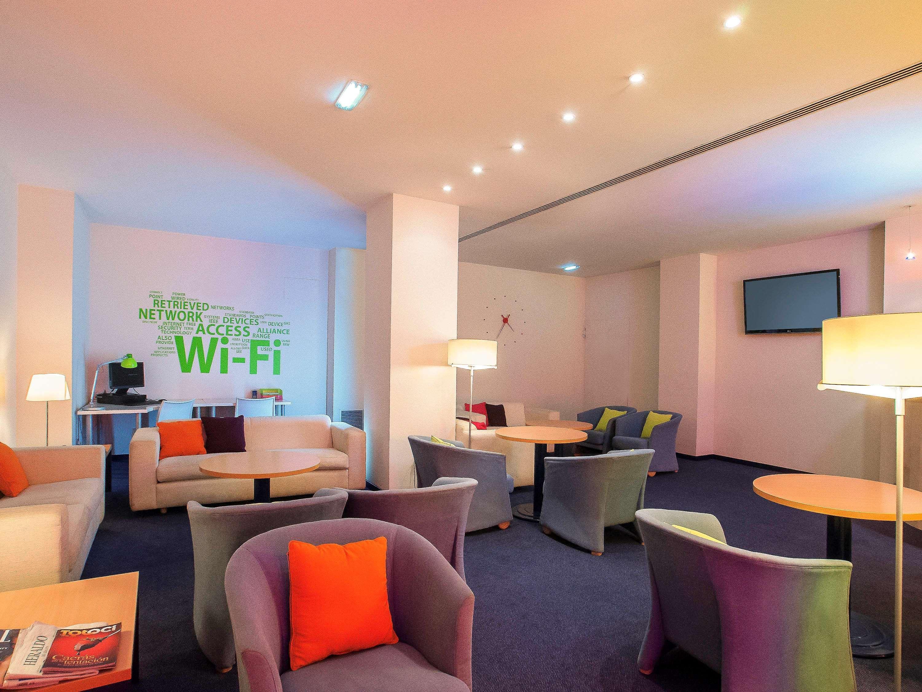 Ibis Styles Zaragoza Ramiro I Hotel Exterior photo