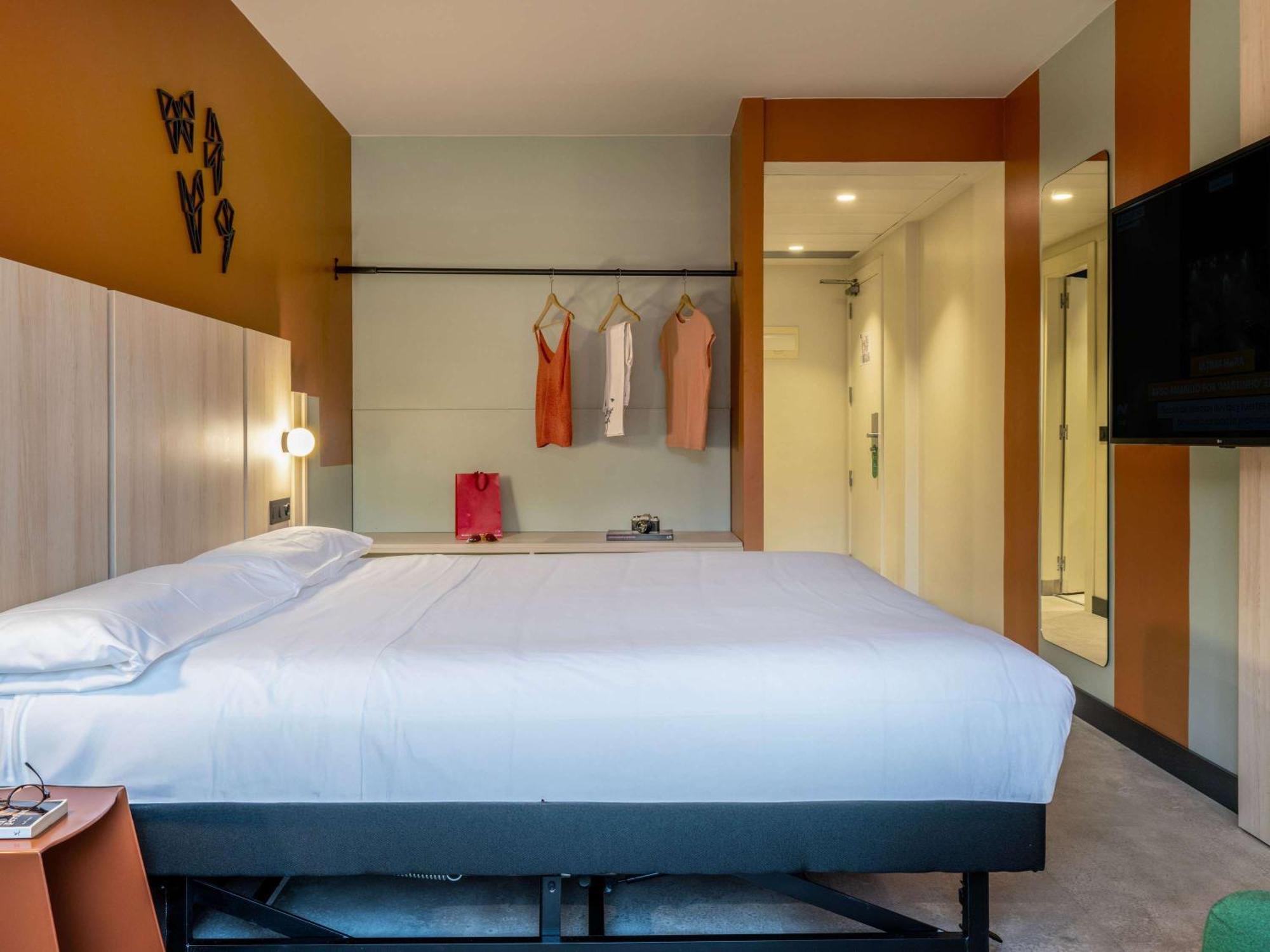 Ibis Styles Zaragoza Ramiro I Hotel Exterior photo