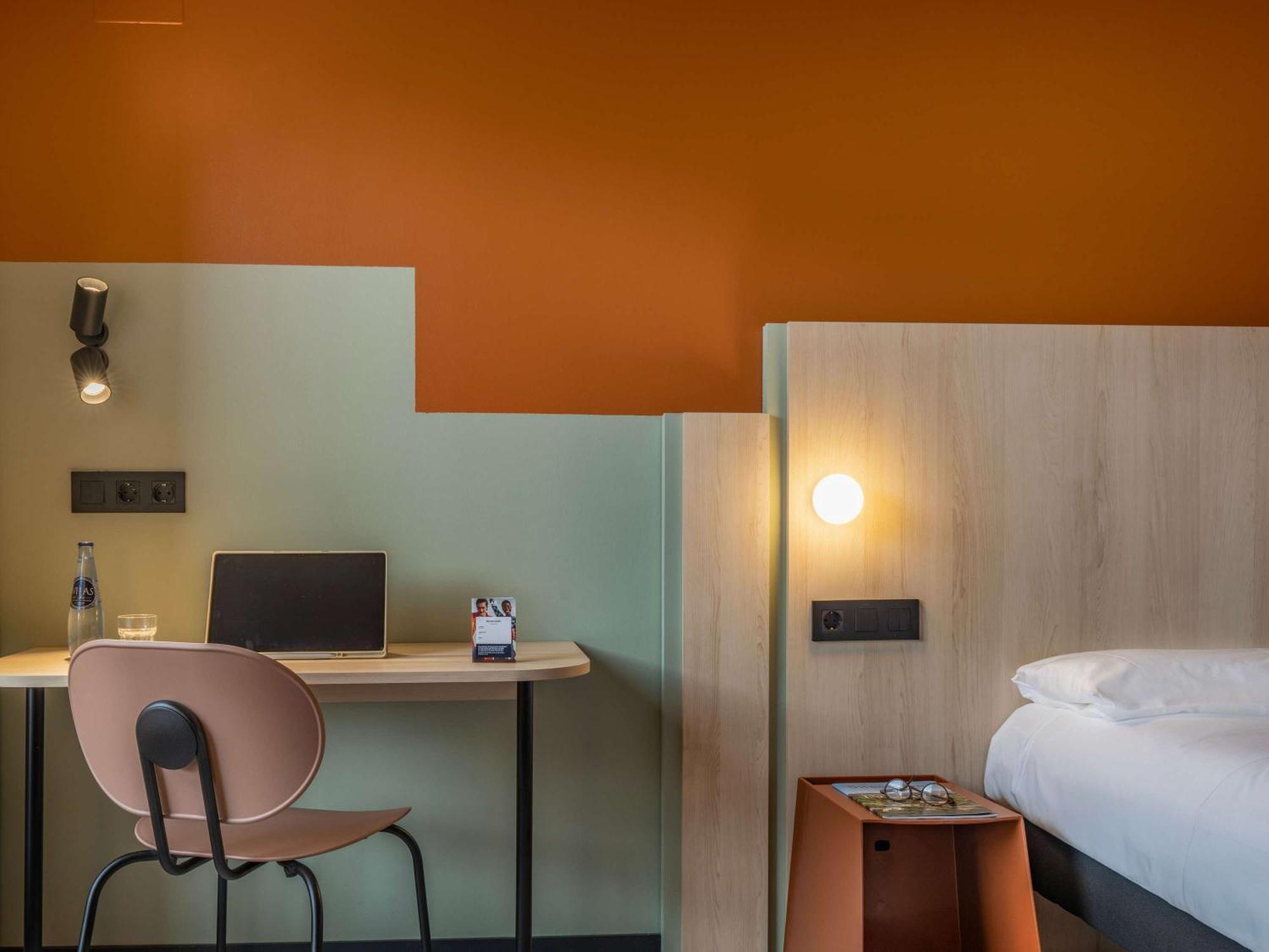 Ibis Styles Zaragoza Ramiro I Hotel Exterior photo