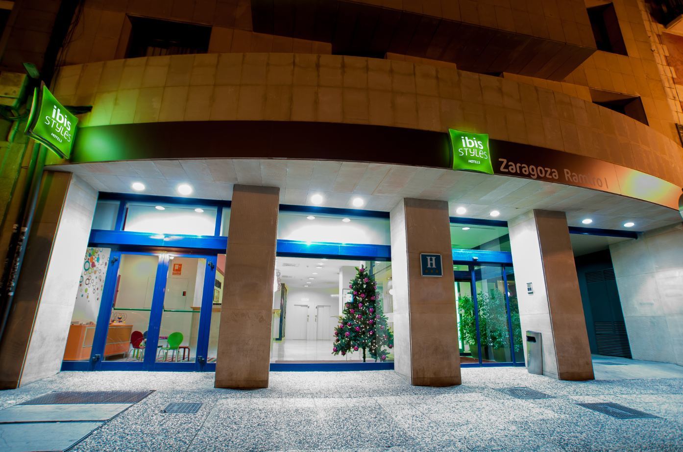 Ibis Styles Zaragoza Ramiro I Hotel Exterior photo
